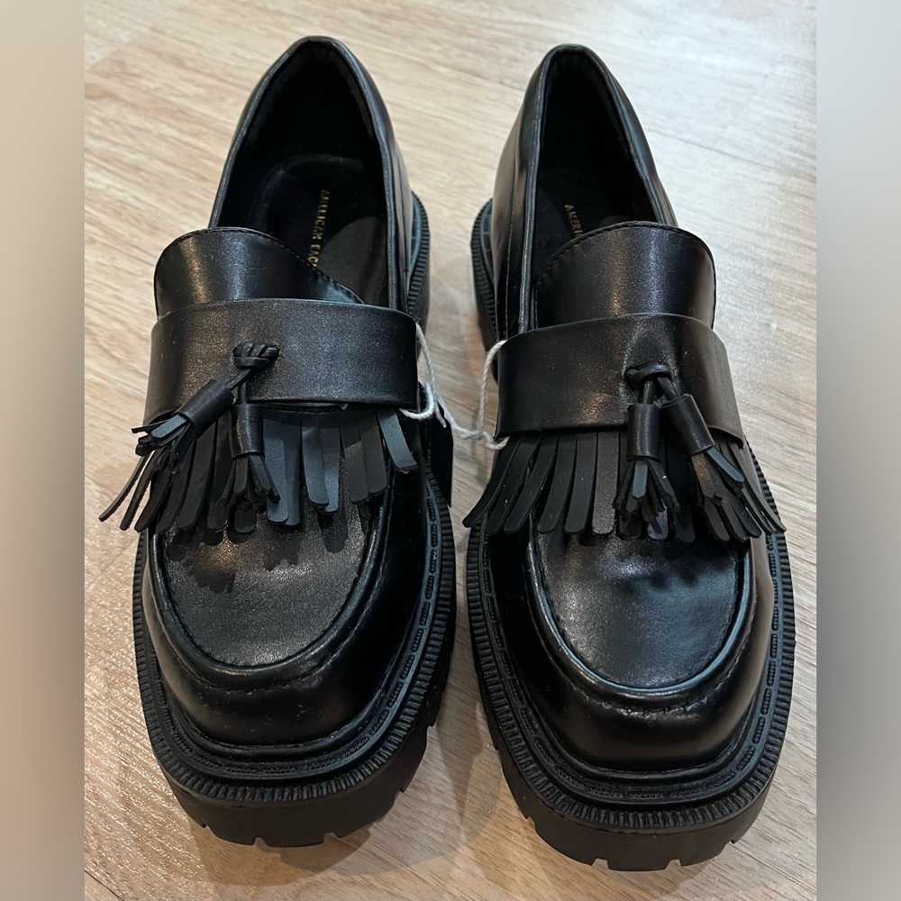 Women’s American Eagles Loafers Black Size 8